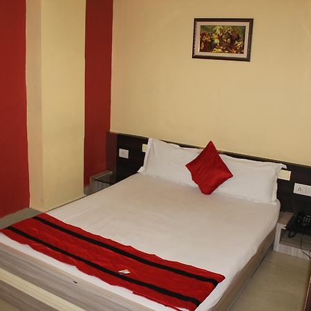 Transit Inn Dam Dam Экстерьер фото